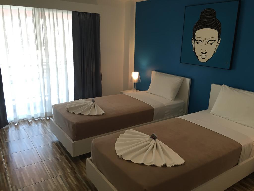 Lotus Art Guesthouse Pattaya Exterior foto